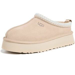 UGG womens Tazz II size 38 NWOT